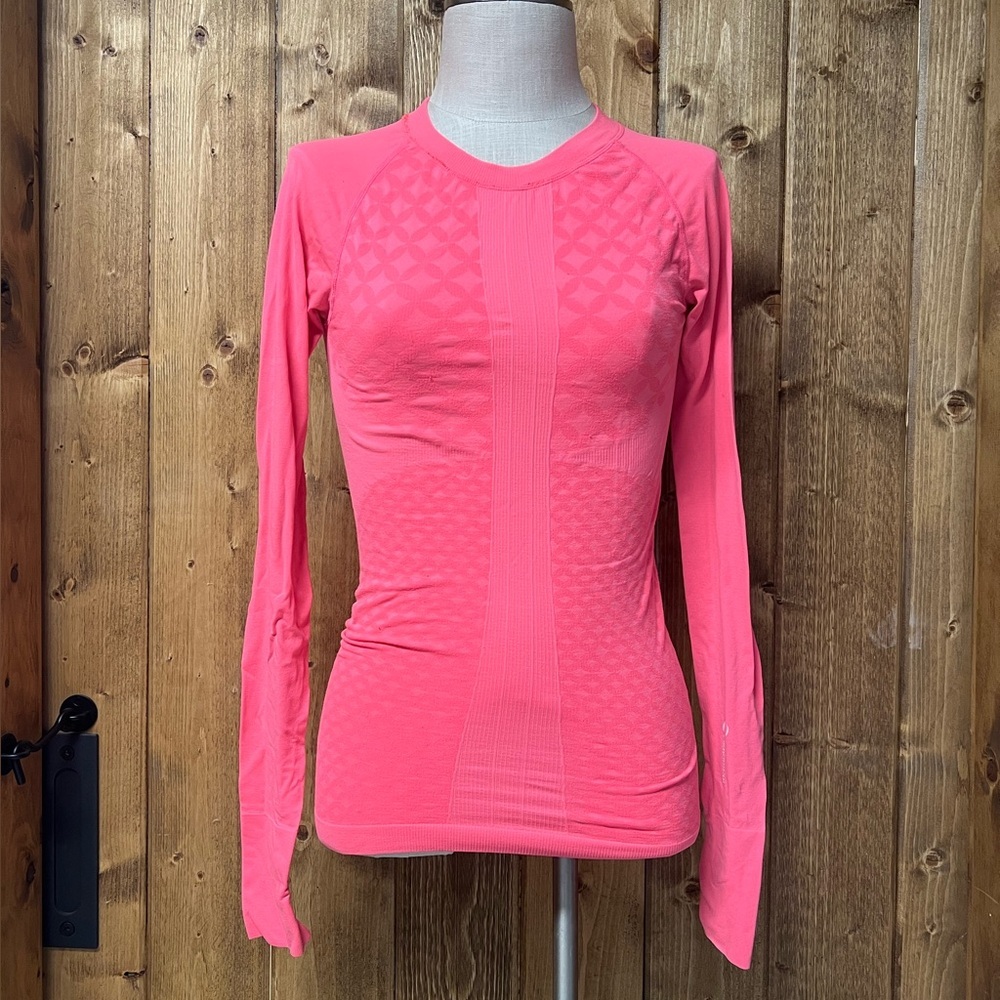 Climawear Hot Coral Pink Workout Compression Long Sleeve Shirt Thumb Holes - Picture 2 of 7